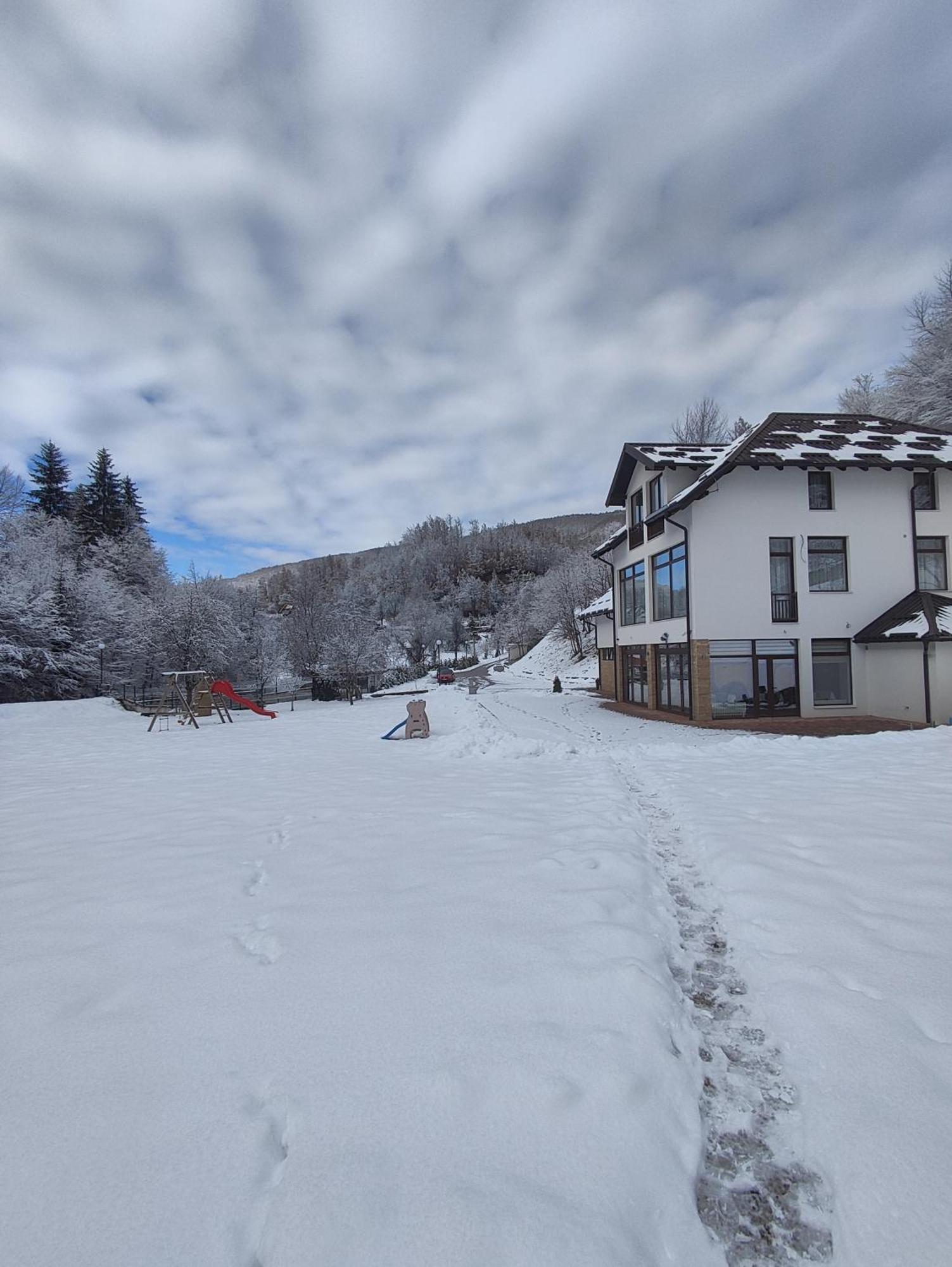 Bed and Breakfast Zlatarska Dolina à Nova Varoš Extérieur photo